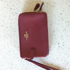 Coach Double Corner Zip Wristlet Leather Phone Wallet In Wine